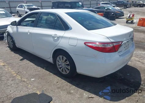 2017 Toyota Camry Le из США, поврежденный, VIN 4T1BF1FK6HU713068